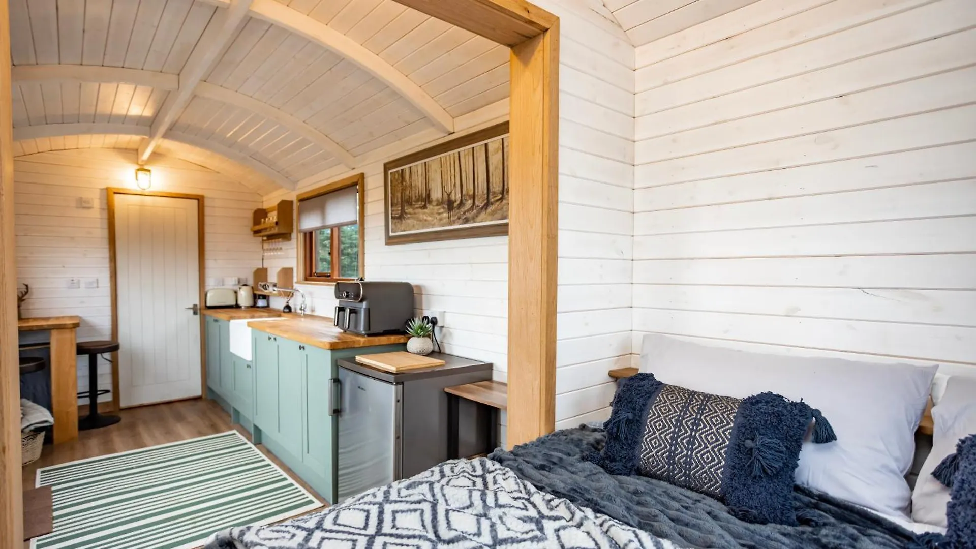 Gower Fresh Shepherds Hut Penclawdd 0*,  United Kingdom