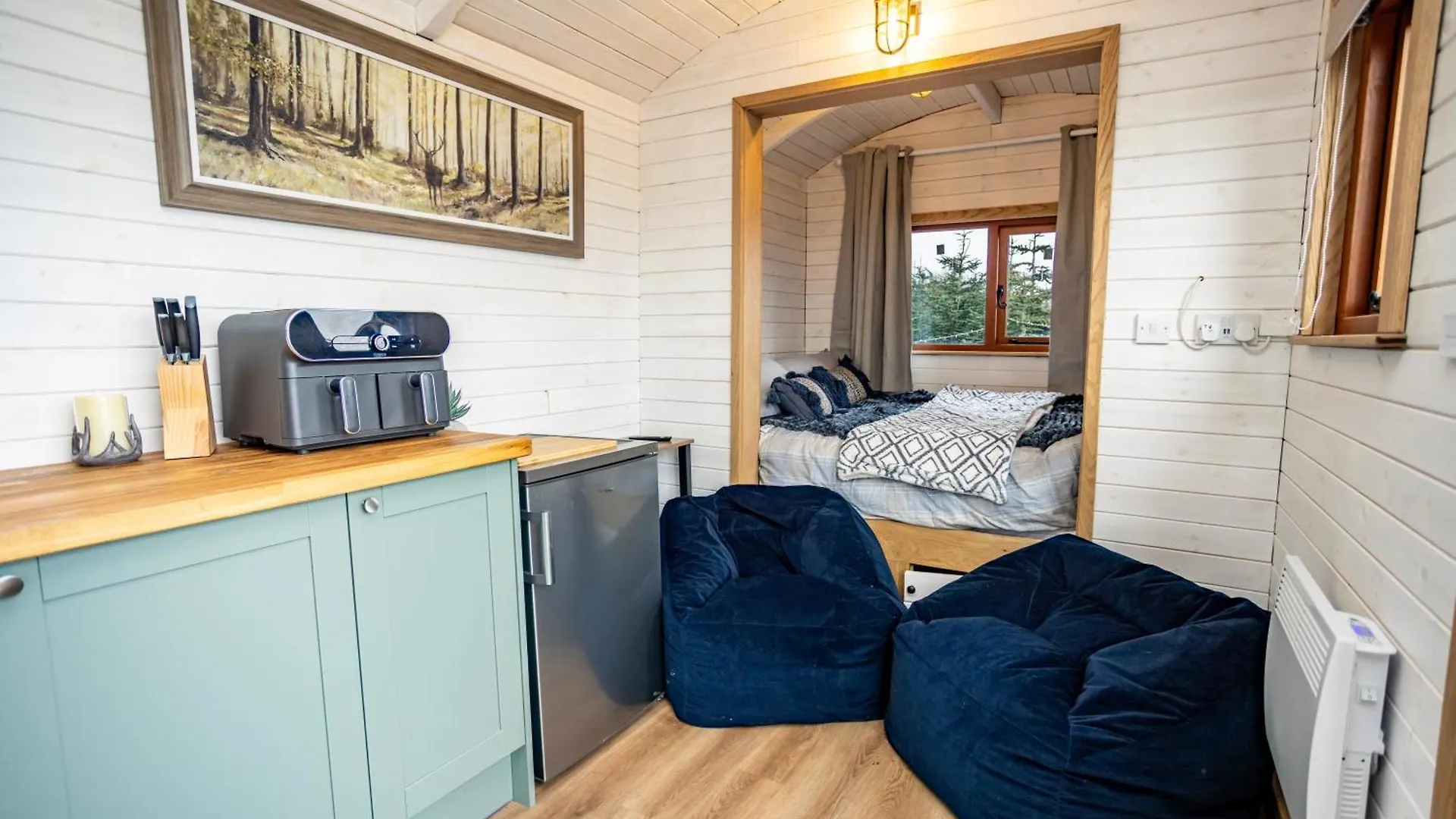 Gower Fresh Shepherds Hut Penclawdd Luxury tent